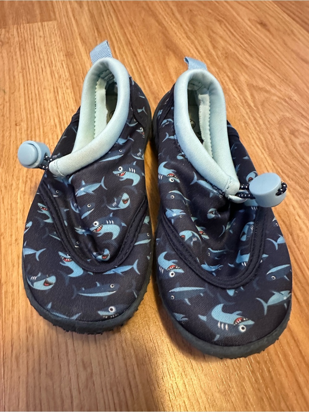 Lily & Dan Shark Water Shoes Kids Size 9/10